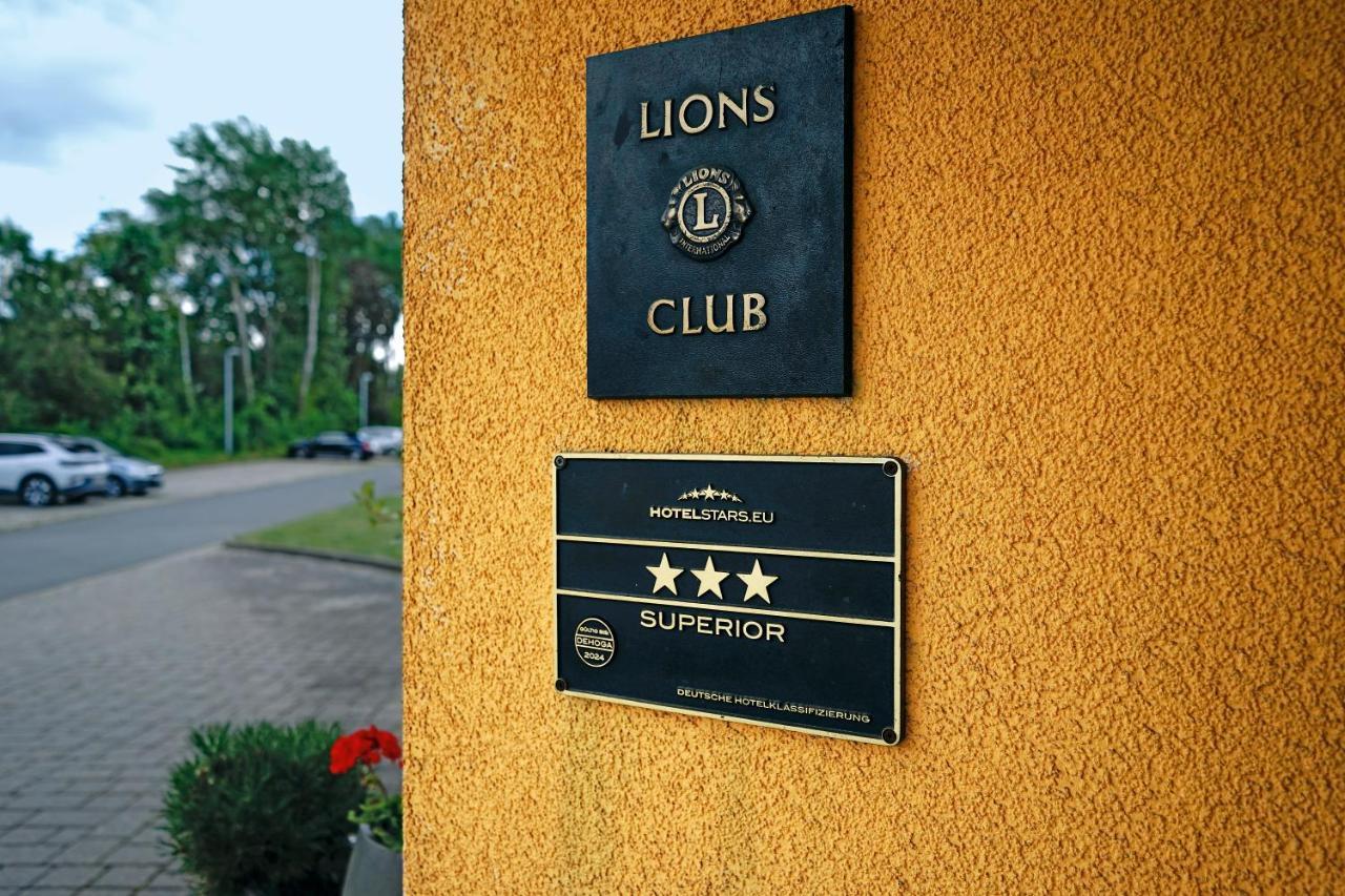 Avalon Hotelpark Koenigshof Königslutter am Elm Exterior photo